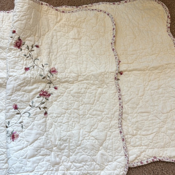 2-pc Floral Embroidered Pillow Shams Queen 100% Cotton Quilted (Cream,20"X28") - Picture 8 of 10